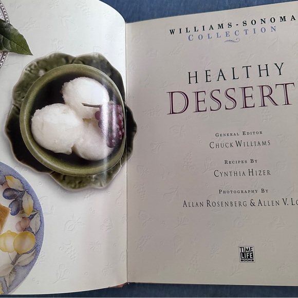 Healthy Desserts cookbook. Hardcover, like new. Williams Sonoma collection - Picture 4 of 5